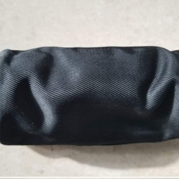 AUTHENTIC VINTAGE GUCCI MAKEUP / COSMETIC BAG WITH BAMBOO - Picture 6 of 9